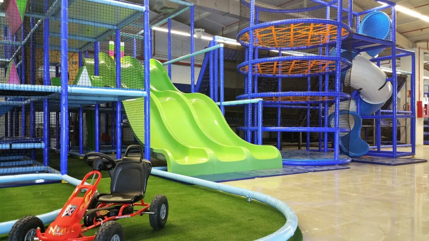 Normativa de parques infantiles de interior: UNE-EN 1176 y UNE-EN 1177